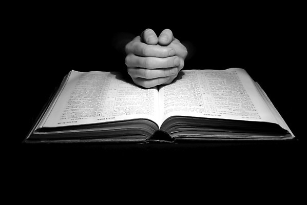 포토 JPG 해외이미지 기독교 종교 가족 관리 사람없음 믿음 성경 기도 하트 예수 영혼 신성 천국 복음 사실 신앙심 지옥 해외202004 해외포토 모양 감정 종교용품 관계 신_종교 파일형식 이미지허브