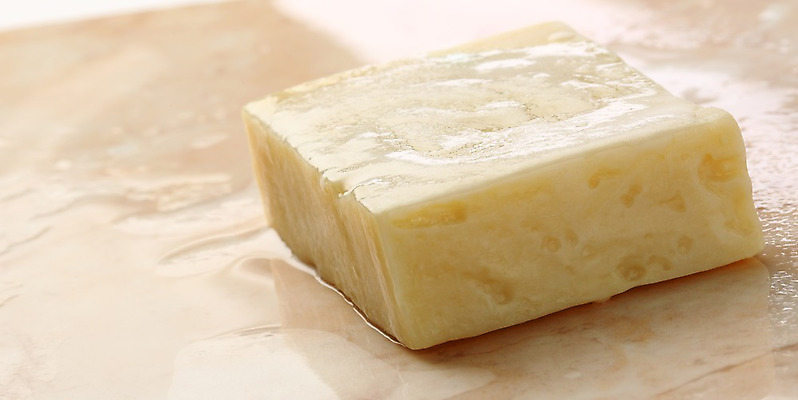 포토 JPG 해외이미지 백그라운드 가정 사람없음 위생용품 노란색 목욕 공백 거품 젖음 욕실 바 위생 빨래 상품 세제 타일 오브젝트 유기농 비누 내추럴 고립 소독 위생관리 핸드메이드 해외202004 해외포토 웰빙 컬러 생활용품 가사 관리 청결 파일형식 이미지허브