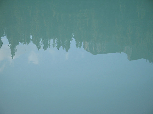 포토 JPG 해외이미지 주간 호수 선 모션 자연 표면 휴식 산 그림자 사람없음 가로 초록색 물 파란색 반사 평화 플랫 그늘 유기농 터키석 해외202004 해외포토 자연요소 웰빙 컬러 컨셉 보석 생태계 파일형식 이미지허브