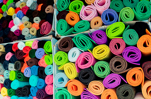 포토 JPG 해외이미지 디자인 종이 백그라운드 무지개 패턴 벽지 주택 사람없음 내부 장식 파란색 컬러풀 상점 직물 두루마리 묘사 오브젝트 롤 해외202004 해외포토 자연요소 컬러 무늬 건물 파일형식 이미지허브