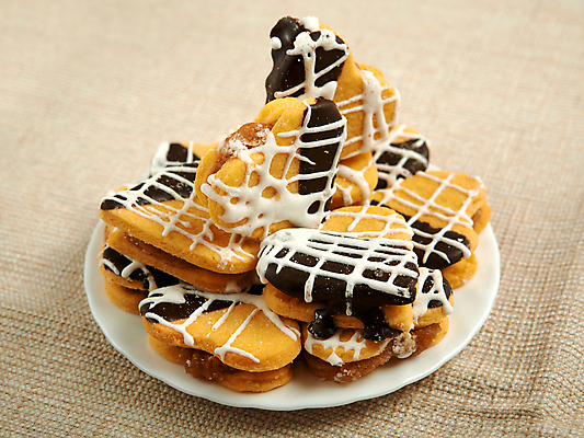 포토 JPG 해외이미지 모양 음식 백그라운드 크리스마스 휴가 디저트 선물 사랑 사람없음 장식 갈색 쿠키 과자 케이크 초콜릿 얼음 하트 축하 달콤 설탕 굽기 먹기 오브젝트 페스츄리 핸드메이드 해외202004 해외포토 자연요소 기념일 감정 빵 컬러 컨셉 모션 맛 구이 파일형식 이미지허브