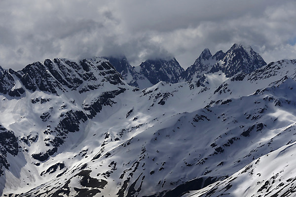 포토 JPG 해외이미지 구름 유럽 여행 하늘 바람 산 사람없음 정상 알프스 온도 절정 해외202004 해외포토 자연요소 나라 날씨 파일형식 이미지허브