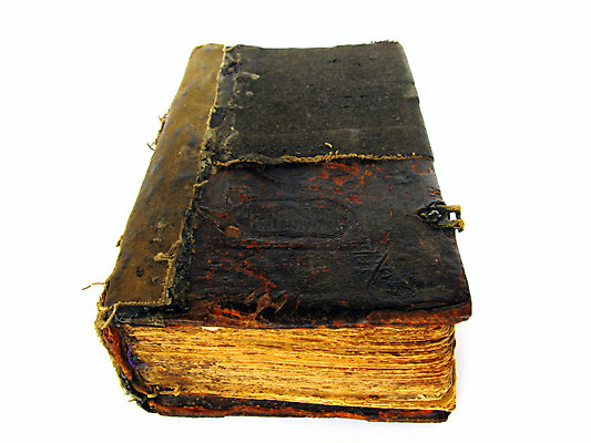 포토 JPG 해외이미지 교육 기독교 종교 종이 문화 백그라운드 부분 사람없음 책 갈색 다이어리 공책 성경 손상 골동품 흰색 얼룩 거친 영혼 중세 역사 신비 비밀 오브젝트 교과서 싱글 복고 과거 페이지 사전 거짓말 고립 구식 설명서 세기 옛날 해외202004 해외포토 컬러 컨셉 종교용품 모션 문구용품 교재 사무용품 파일형식 이미지허브