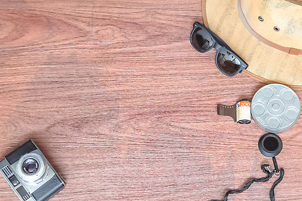 포토 JPG 해외이미지 종이 탁자 프레임 미술 취미 사람없음 목재 세로 카메라 사진촬영 공백 장비 수확 골동품 역사 클래식 인쇄 앨범 필름 향수 오브젝트 그림 복고 슛 모음 구식 그런지 옛날 조작 각인 카피스페이스 해외202004 해외포토 나무 가구 컨셉 농업 재료 문화예술 한글 전자제품 촬영 화장품 파일형식 이미지허브