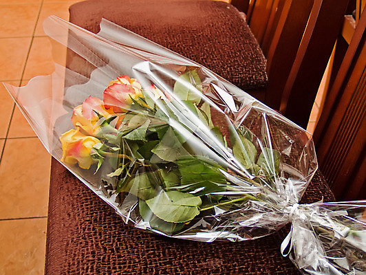 포토 JPG 해외이미지 식물 디자인 꽃 꽃다발 잎 꽃무늬 자연 미술 사람없음 장식 초록색 장미 노란색 흰색 내추럴 해외202004 해외포토 컬러 무늬 문화예술 생태계 파일형식 이미지허브