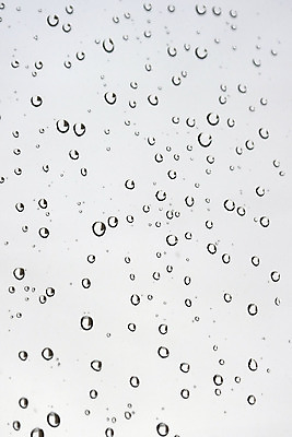 포토 JPG 해외이미지 백그라운드 창문 유리 표면 날씨 추상 기술 흑백 사람없음 물 빛 반사 거품 회색 젖음 안개 물방울 투명 액체 그룹 이슬 빗방울 구슬 효과 부족함 해외202004 해외포토 자연요소 컬러 컨셉 무늬 재질 촬영기법 비_날씨 파일형식 이미지허브