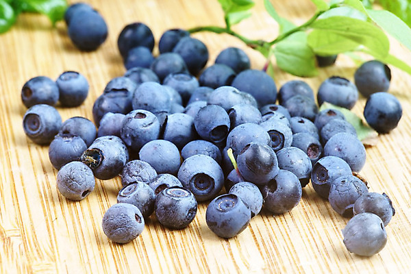 포토 JPG 해외이미지 열매 음식 백그라운드 농업 다이어트 과일 재료 자연 탁자 건강 사람없음 파란색 농작물 식사 시골 신선 맛 먹기 유기농 블루베리 북쪽 블랙베리 흙더미 건강식 내추럴 배급 변소 숙성 월귤 채식주의자 많음 비건 해외202004 해외포토 식물 웰빙 산업 컬러 가구 컨셉 모션 흙 방향 생태계 채식 파일형식 더미 이미지허브