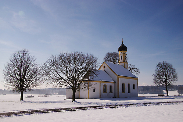 포토 JPG 해외이미지 겨울 통신 독일 기술 안테나 사람없음 인공위성 역 반사경 1월 땅바닥 바이에른 해외202004 해외포토 계절 유럽 교통시설 바닥 날짜 파일형식 이미지허브