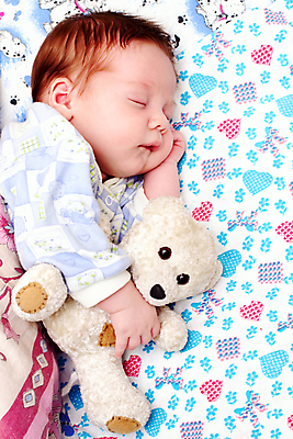 포토 JPG 해외이미지 남자 얼굴 휴식 한명 미소 사람 근접촬영 상반신 옆모습 눕기 머리 흰색 아기 신생아 잠 담요 남자아기한명만 해외202004 해외포토 1 뷰포인트 컬러 컨셉 모션 표정 신체부위 남자한명만 남자아기만 파일형식 이미지허브