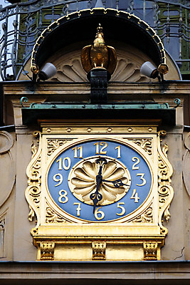 포토 JPG 해외이미지 유럽 시계 여행 사람없음 시간 오스트리아 묘사 정사각형 광장 해외202004 해외포토 도형 나라 파일형식 이미지허브