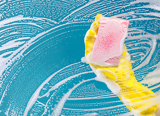 포토 JPG 해외이미지 손 여자 장갑 백그라운드 컨셉 가사 창문 유리 표면 주택 사람없음 물 파란색 노란색 우주 장비 젖음 직물 업무 씻기 청소 세제 서비스 주부 비누 걸레 닦기 고무 청소부 스펀지 라텍스 위생관리 화학물질 해외202004 해외포토 자연요소 직업 잡화 컬러 모션 재질 관리 사람 건물 신체부위 위생용품 청결 작업 화학 청소도구 파일형식 이미지허브