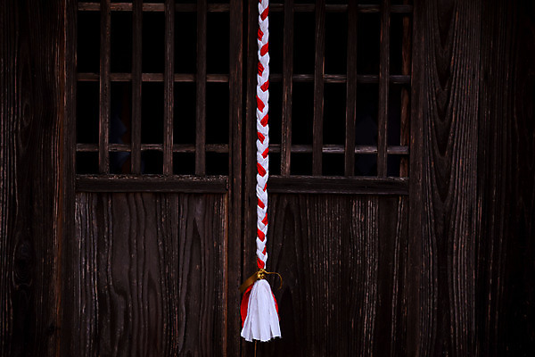 포토 JPG 사람없음 문 일본 끈 목조 나무문 일본건축 목조주택 일본가옥 국내포토 아시아 목재 동양건축 일본전통 파일형식