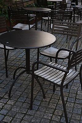 포토 JPG 주간 의자 탁자 사람없음 야외 오브젝트 노천카페 국내포토 자연요소 가구 카페 파일형식