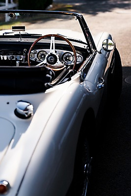 포토 JPG 주간 자동차 사람없음 야외 핸들 오픈카 운전석 백미러 사이드미러 국내포토 자연요소 육상교통 승용차 파일형식