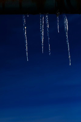 포토 JPG 주간 겨울 자연 하늘 풍경 사람없음 야외 고드름 겨울풍경 국내포토 자연요소 계절 얼음 생태계 파일형식