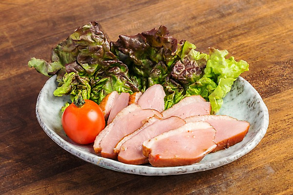 포토 JPG 접시 음식 방울토마토 육류 사람없음 상추 오리고기 국내포토 식기 토마토 채소 식재료 오리 파일형식