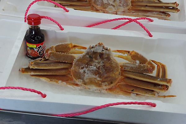 포토 JPG 음식 사람없음 얼음 게 해산물 간장 스티로폼 스티로폼박스 국내포토 자연요소 갑각류 상자 양념 파일형식