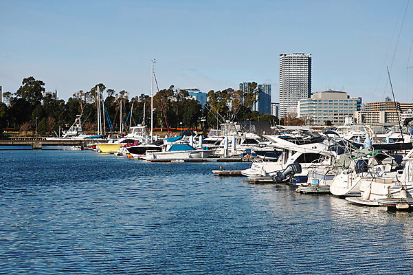 포토 JPG 주간 풍경 빌딩 사람없음 야외 항구 정박 선박 국내포토 자연요소 수상교통 배_교통 교통시설 건물 파일형식