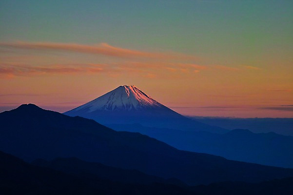 포토 JPG 주간 구름 실루엣 자연 하늘 산 풍경 사람없음 야외 노을 일몰 만년설 국내포토 자연요소 촬영기법 생태계 파일형식