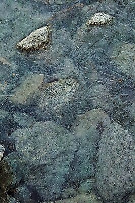 포토 JPG 주간 겨울 자연현상 자연 사람없음 야외 계곡 얼음 돌_바위 국내포토 자연요소 계절 생태계 파일형식