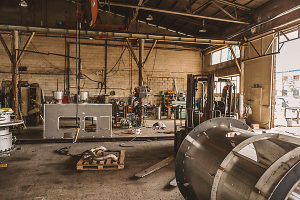 포토 JPG 공장 실내 사람없음 기계 기중기 산업현장 지게차 강판 국내포토 산업 공업 내부 중장비 파일형식