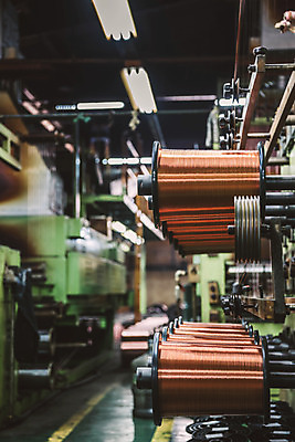 포토 JPG 선 공장 실내 사람없음 아웃포커스 기계 제조 철 산업현장 동 국내포토 산업 공업 촬영기법 내부 파일형식