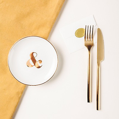 포토 JPG 접시 결혼 백그라운드 포크 사람없음 공백 나이프 오브젝트 청첩장 결혼소품 웨딩테이블 카피스페이스 국내포토 식기 탁자 카드_감사 이벤트 칼 파일형식