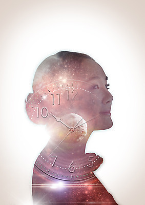 PSD 편집 편집이미지 여자 시계 여행 한명 상반신 20대 성인 옆모습 한국인 시간 다중노출 의료성형뷰티 성인여자한명만 이미지편집 1 뷰포인트 촬영기법 사람 동양인 청년 여자한명만 성인여자만 파일형식