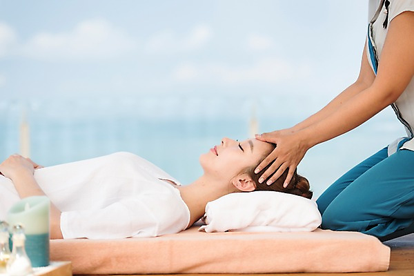 포토 JPG 주간 여자 해외여행 여행 파타야 태국 휴가 휴식 상반신 20대 성인 야외 두명 옆모습 아웃포커스 신체부위 눕기 눈감음 한국인 매트 마사지 아로마 성인여자만 국내포토 자연요소 해외 아시아 뷰포인트 컨셉 모션 촬영기법 사람 동양인 청년 여자만 성인만 파일형식