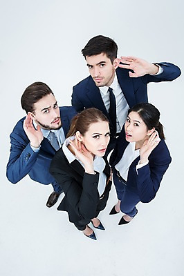 포토 JPG 스튜디오촬영 전신 서양인 외국인 여자 남자 실내 서기 동양인 정장 여러명 20대 성인 앞모습 하이앵글 듣기 올려보기 비즈니스맨 비즈니스우먼 동료 성인만 국내포토 옷 뷰포인트 다수 비즈니스 관계 모션 사람 인종 청년 내부 직장인 파일형식