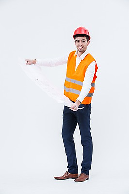 포토 JPG 스튜디오촬영 전신 서양인 외국인 남자 실내 한명 서기 웃음 20대 성인 앞모습 설계도 안전모 건축가 안전조끼 성인남자한명만 국내포토 직업 1 뷰포인트 모션 건설업 표정 사람 인종 청년 내부 헬멧 안전장비 남자한명만 성인남자만 파일형식