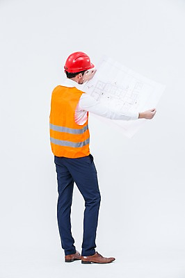 포토 JPG 스튜디오촬영 전신 서양인 외국인 남자 실내 한명 서기 20대 성인 뒷모습 설계도 안전모 건축가 안전조끼 성인남자한명만 국내포토 직업 1 뷰포인트 모션 건설업 사람 인종 청년 내부 헬멧 안전장비 남자한명만 성인남자만 파일형식