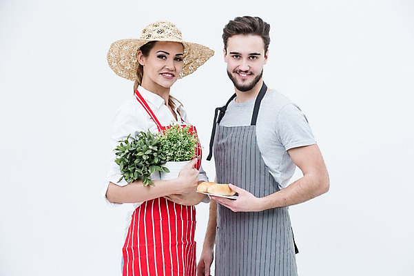 포토 JPG 스튜디오촬영 서양인 외국인 모자 여자 남자 화분 빵 실내 서기 웃음 상반신 20대 성인 두명 앞모습 앞치마 제빵사 플로리스트 국내포토 직업 잡화 음식 뷰포인트 모션 표정 사람 인종 청년 내부 파일형식
