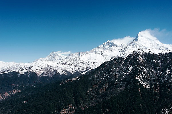 포토 JPG 주간 해외풍경 자연 하늘 산 풍경 사람없음 야외 눈 만년설 네팔 히말라야 안나푸르나 국내포토 자연요소 해외 아시아 날씨 생태계 파일형식 산맥