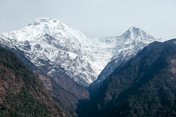포토 JPG 주간 해외풍경 자연 하늘 산 풍경 사람없음 야외 눈 만년설 네팔 히말라야 안나푸르나 국내포토 자연요소 해외 아시아 날씨 생태계 파일형식 산맥