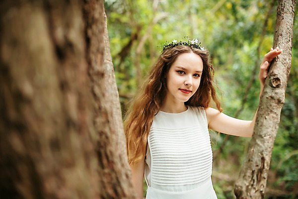 포토 JPG 주간 서양인 나무 공원 여자 파타야 태국 자연 한명 서기 미소 상반신 20대 성인 야외 앞모습 아웃포커스 뷰티 화관 잡기 숲 삼림욕 의료성형뷰티 성인여자한명만 국내포토 자연요소 외국인 식물 1 공공시설 꽃 아시아 뷰포인트 모션 촬영기법 표정 사람 청년 생태계 여자한명만 성인여자만 파일형식