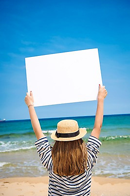 포토 JPG 주간 여자 여유 바다 휴가 휴식 프레임 한명 서기 들기 풍경 상반신 20대 성인 야외 일상 뒷모습 여름 여름풍경 즐거움 성인여자한명만 국내포토 자연요소 1 계절 감정 뷰포인트 컨셉 모션 사람 청년 라이프 여자한명만 성인여자만 파일형식 여름_계절