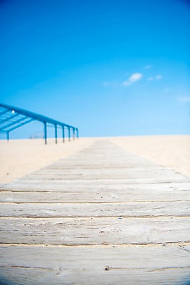 포토 JPG 주간 길 여유 모래 하늘 휴가 휴식 풍경 사람없음 야외 일상 아웃포커스 여름 모래사장 여름풍경 편안함 국내포토 자연요소 계절 감정 바다 컨셉 촬영기법 라이프 감각 파일형식 여름_계절
