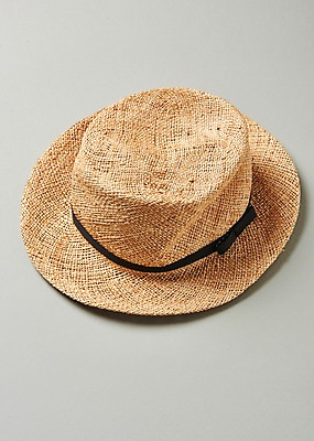 포토 JPG 스튜디오촬영 모자 휴가 실내 사람없음 여름 여름휴가 바캉스 챙모자 국내포토 모자_잡화 잡화 계절 내부 파일형식 여름_계절