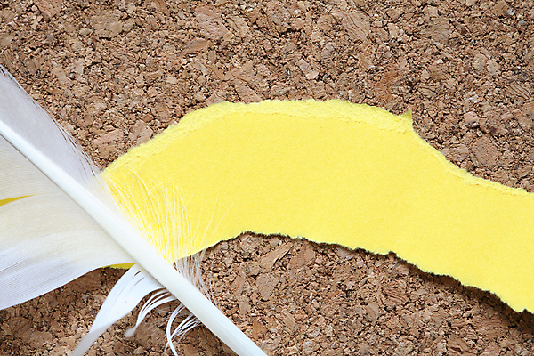 포토 JPG 해외이미지 디자인 산업 종이 선 벽 조각 백그라운드 컨셉 비즈니스 통신 상상 추상 아이디어 그림자 사람없음 한개 노란색 세일 쪽지 공백 외계인 기록 점 발표 틈 메시지 닫기 고독 널 편지 알림 사인 질감 개성 공지사항 해외202004 해외포토 1 감정 컬러 무늬 모션 미확인물체 파일형식 이미지허브