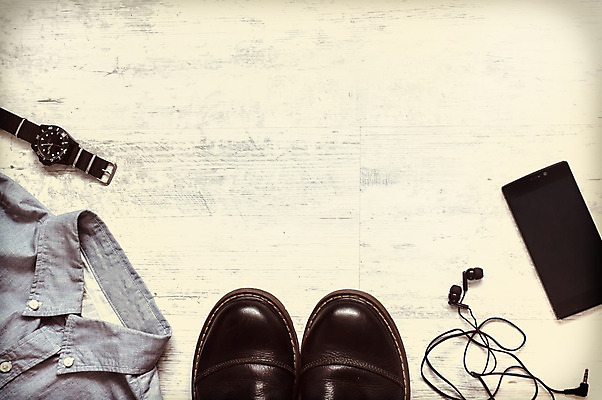 포토 JPG 해외이미지 식물 옷 남자 여행 백그라운드 신발 컨셉 셔츠 돈 비즈니스 모바일 부츠 사람없음 목재 파란색 스마트폰 핸드폰 세트 선글라스 유행 카메라 상점 플랫 선택 정상 가죽 수집 손목시계 오브젝트 위치 모음 정중 스타일 카피스페이스 해외202004 해외포토 나무 안경 시계 컬러 상의 재료 장신구 사람 한글 전자제품 스마트기기 공백 재산 파일형식 이미지허브