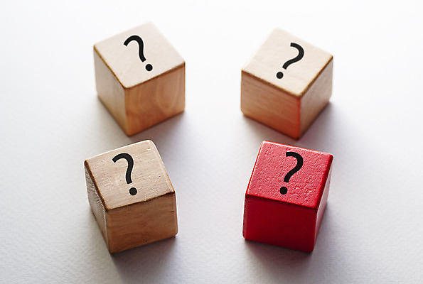 포토 JPG 해외이미지 교육 컨셉 성공 아이디어 사람없음 목재 그래픽 빨간색 쪽지 블록 물음표 흰색 퀴즈 대표 질문 심볼 큐브 사인 검색 싱글 리더 개성 문제 해결 의문 의심 대답 조언 지원 특별함 헬프 혼란 카피스페이스 브레인스토밍 해외202004 해외포토 나무 기호 감정 컬러 재료 공백 도움 파일형식 이미지허브