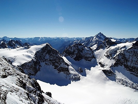 포토 JPG 해외이미지 구름 포스터 호수 스포츠 여행 크리스마스 겨울 가족 하늘 휴가 스키 산 안테나 풍경 경사 사람없음 여름 마을 얼음 봄 시골 인사 소 작음 스위스 휴양지 알프스 엽서 절정 해외202004 해외포토 자연요소 계절 기념일 유럽 통신 포유류 관계 겨울스포츠 장소 예절 크기 편지 파일형식 이미지허브