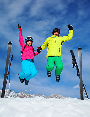 포토 JPG 해외이미지 여자 남자 딸 행복 어린이 스포츠 겨울 장난 가족 놀이 하늘 휴가 스키 고글 산 함께함 웃음 사람 경사 성인 야외 두명 10대 태양 이탈리아 활발 기쁨 장비 추위 흰색 아빠 헬멧 시원함 알프스 스키선수 업기 해외202004 해외포토 자연요소 계절 감정 유럽 컬러 컨셉 관계 모션 청소년 겨울스포츠 운동선수 표정 보호장비 파일형식 이미지허브