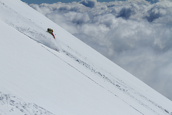 포토 JPG 해외이미지 직업 남자 스포츠 이동 겨울 자연 휴가 스키 산 한명 경사 야외 파란색 얼음 검은색 미국 추위 흰색 정상 위험 가루 속도 스키선수 칠레 남쪽 라이더 무임승차 운동가 해외202004 해외포토 자연요소 1 계절 컬러 컨셉 북아메리카 겨울스포츠 운동선수 사람 남아메리카 승차 방향 생태계 파일형식 이미지허브