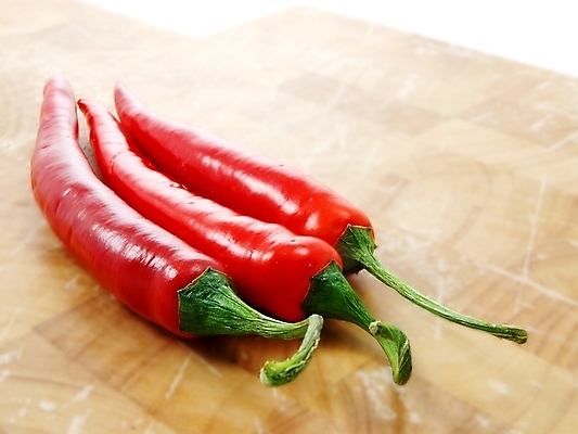 포토 JPG 해외이미지 라이프스타일 음식 농업 채소 재료 자연 고추 파프리카 건강 요리 사람없음 빨간색 초록색 활발 흰색 신선 뜨거움 맛 먹기 오브젝트 유기농 매움 날것 후추 고립 숙성 채식주의자 해외202004 해외포토 웰빙 산업 컬러 컨셉 모션 생활 향신료 생태계 채식 파일형식 이미지허브