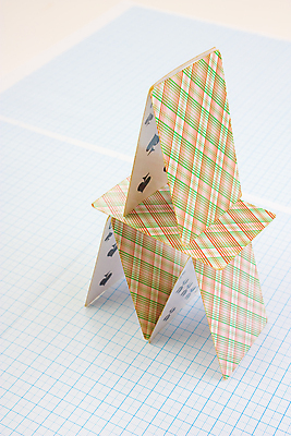 포토 JPG 해외이미지 주택 사람없음 신용카드 변화 선택 구매 시골집 매각 해외202004 해외포토 컨셉 건물 금융 쇼핑 파일형식 이미지허브