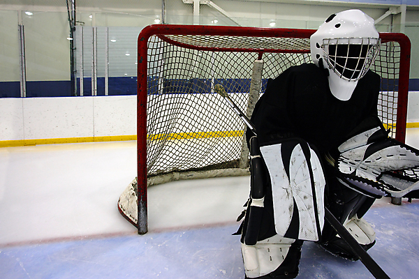 포토 JPG 해외이미지 선 스포츠 겨울 놀이 가면 사람없음 얼음 경쟁 경기장 추위 게임 판넬 그물 막대기 수비 목표 헬멧 하키 새장 골키퍼 점수 골 구김 퍽 해외202004 해외포토 자연요소 계절 컨셉 스포츠시설 모션 운동선수 구기 보호장비 케이지 하키용품 파일형식 이미지허브