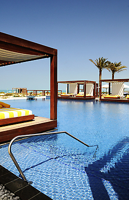 포토 JPG 해외이미지 라이프스타일 웰빙 선 바다 섬 여행 교실 베개 자연 호텔 휴가 휴식 사람없음 물 평화 맑음 스파 침묵 덮개 침대 마사지 가장자리 고급 휴양지 장면 멀리 시트 석호 두바이 매트리스 이국적 파라다이스 해외202004 해외포토 자연요소 교육 가구 컨셉 학교 침구 숙소 날씨 생활 소리 장소 뚜껑 둘레 생태계 아랍에미리트 파일형식 이미지허브