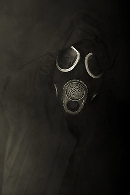 포토 JPG 해외이미지 안경 가면 한명 사람 사람없음 초록색 코트 안개 칼 날카로움 방사능 화학자 해외202004 해외포토 1 잡화 컬러 날씨 외투 과학자 파일형식 이미지허브